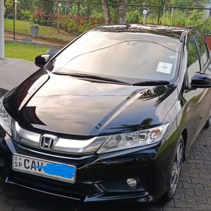 Honda Grace Ex Highest Grade 2014 - Image 2