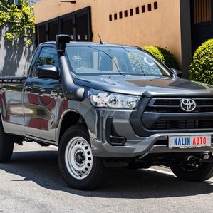 Toyota Hilux Standard Single Cab 2025 - Image 2