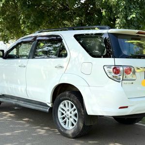Toyota Fortuner 2013 - Image 2