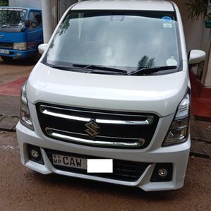 Suzuki Wagon R Stingray Hybrid 2017