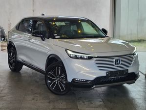 Honda Vezel Z PLAY PAN-ROOF 2024