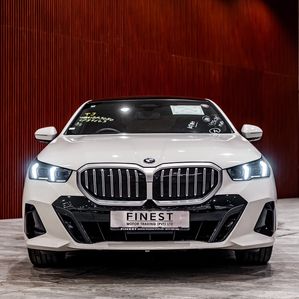 BMW 523i M-Sport SUNROOF 2024 - Image 3