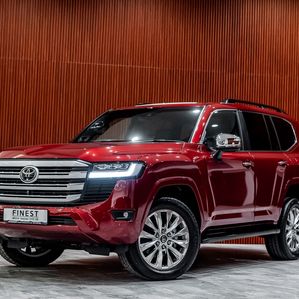 Toyota Land Cruiser Sahara AUSTRALIAN 2024 - Image 2