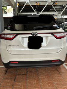 Toyota Harrier 2017