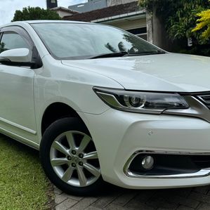 Toyota Premio 2018 - Image 2
