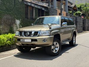 Nissan Patrol 4200CC MANUAL 2014