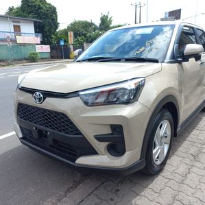 Toyota Raize G NAVI PACKAGE 2024 - Image 2