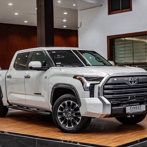 Toyota TUNDRA LIMITED 2024 - Image 2