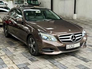 Mercedes Benz E300 Bluetec Hybrid 2015
