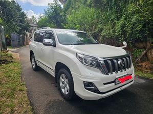 Toyota Land Cruiser Prado 2015
