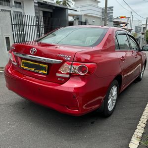 Toyota Corolla CE 142 2011 - Image 2