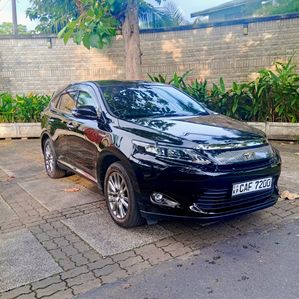 Toyota Harrier 2014