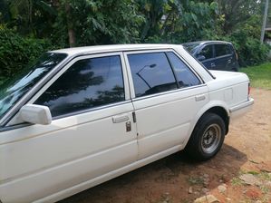 Nissan Bluebird EU11 1988