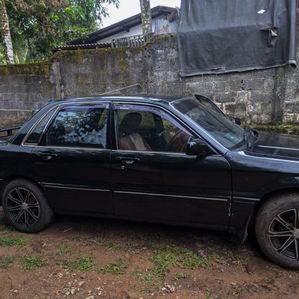 Mitsubishi Lancer galant 1990 - Image 3