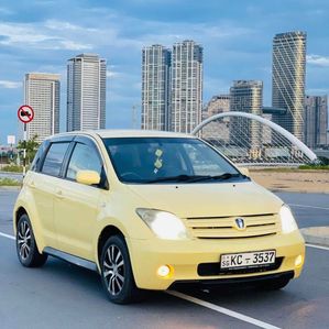 Toyota IST 2003 - Image 3
