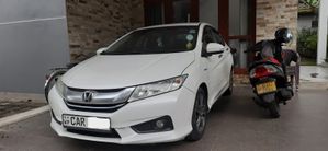 Honda Grace 2016