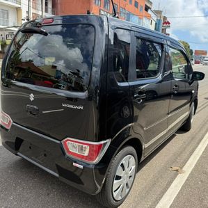 Suzuki Wagon R FX unregistered 2024 - Image 3