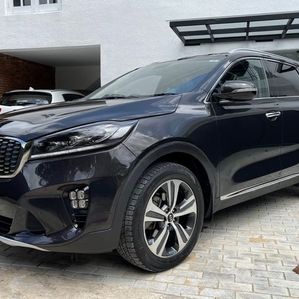 Kia Sorento 7 Seater SUV 2017 - Image 2