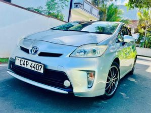 Toyota Prius LED Edition/2016/ 2013