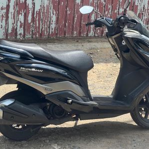 Suzuki Burgman 125 2020 - Image 2