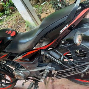 Bajaj Pulsar 150 2018 - Image 2