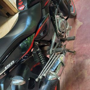 Bajaj Pulsar 150 2018 - Image 3