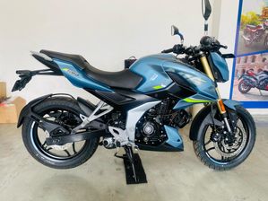 Bajaj Pulsar N160 2025