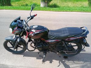 Bajaj Discover 150 2011