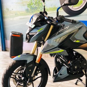 Bajaj Pulsar N160 Premium 102 2025 - Image 3