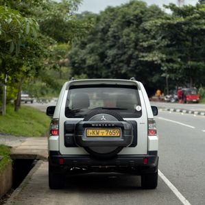 Mitsubishi Montero V98 2013 - Image 3