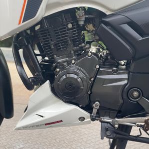 TVS Apache 2017 - Image 2