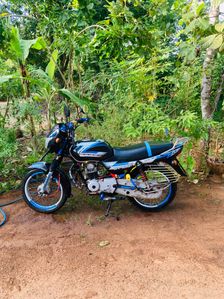 Bajaj CT100 2005