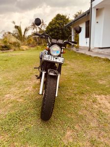Yamaha TW 2018