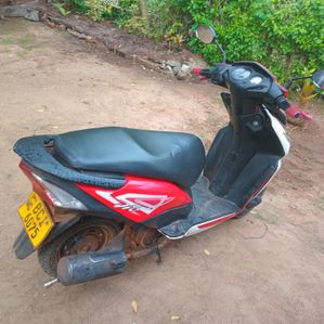 Honda Dio 2017 - Image 3
