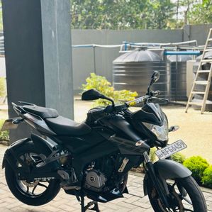 Bajaj Pulsar NS200 2017 - Image 3