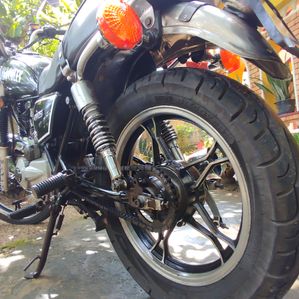 Suzuki GS 125 2007 - Image 2
