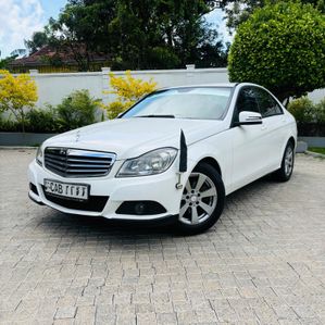 Mercedes Benz C220 2013 - Image 2