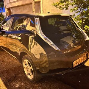 Nissan Leaf 2013 - Image 2
