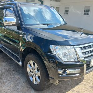 Mitsubishi Montero 2015 - Image 2