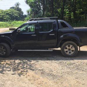 Nissan Navara Aventura D 40 2008 - Image 2