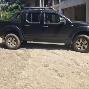 Nissan Navara Aventura D 40 2008 - Image 3