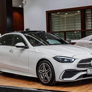 Mercedes Benz C200 AMG Premium Plus 2024 - Image 2
