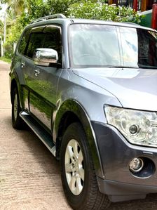 Mitsubishi Montero GLX 2009