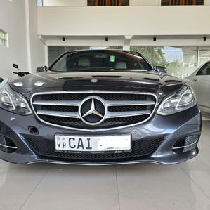 Mercedes Benz E300 2015 - Image 2