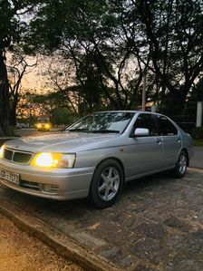 Nissan Bluebird 2000