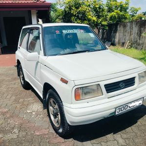Suzuki Vitara 4×4 Jeep 1996 - Image 3