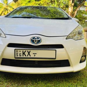 Toyota Aqua S Grade 2013 - Image 3