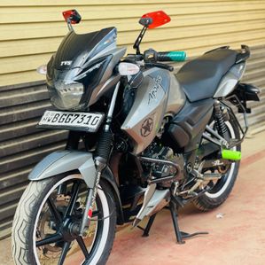 TVS Apache 2018 - Image 2