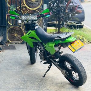 Kawasaki D Tracker 2010 - Image 3