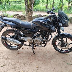Bajaj Pulsar 150 2014 - Image 2